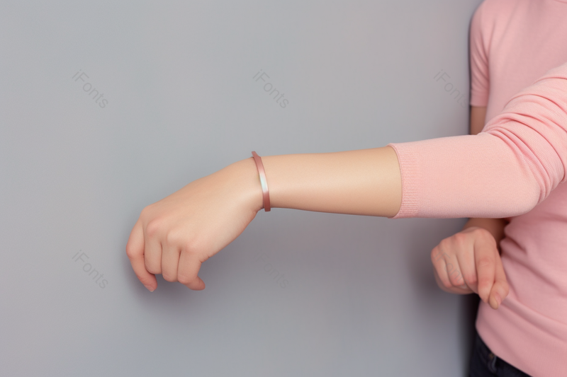粉色衣服女性身体手臂摄影图,高清,摄影图,摄影图片,图片大全,摄影图免费下载